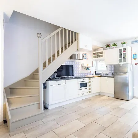 Holiday Home Les Parcs De Gassin-3 Saint-Tropez
